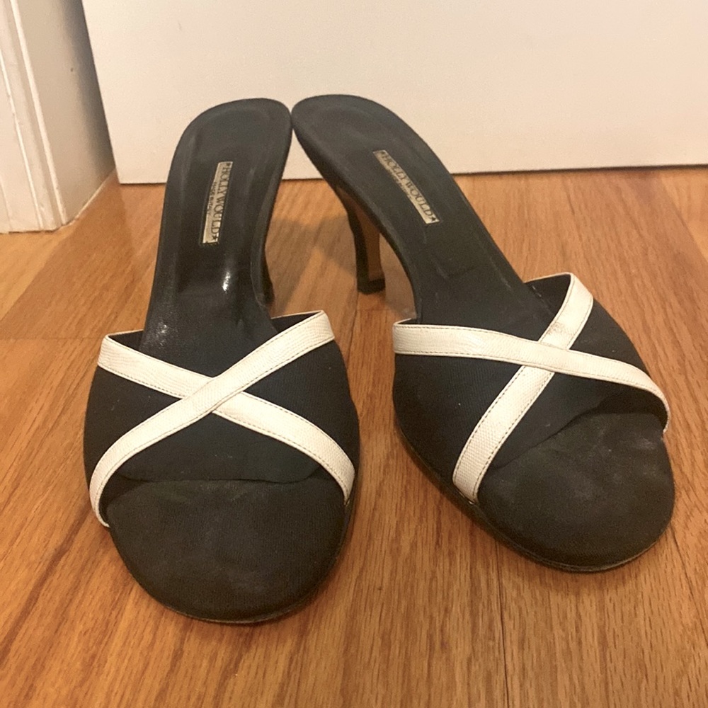 Hollywould Black Mules with Comfort Pad